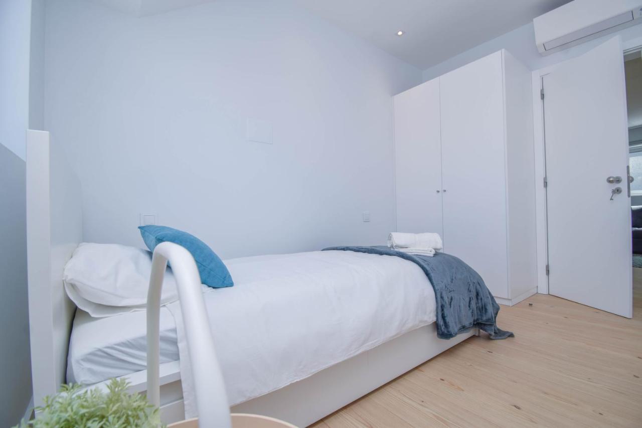 Central & Stylish 2 Bedroom Apartment W/ Balcony Cascais Exteriér fotografie
