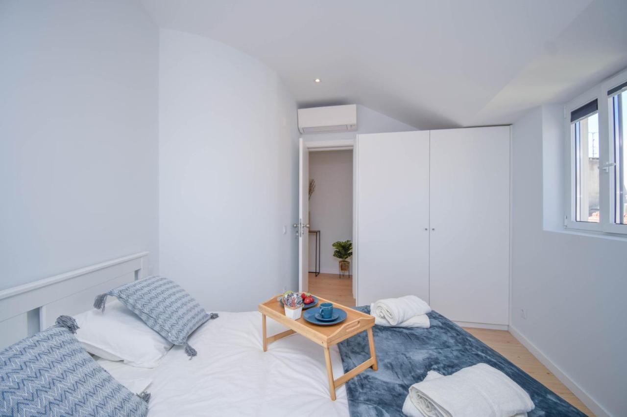 Central & Stylish 2 Bedroom Apartment W/ Balcony Cascais Exteriér fotografie
