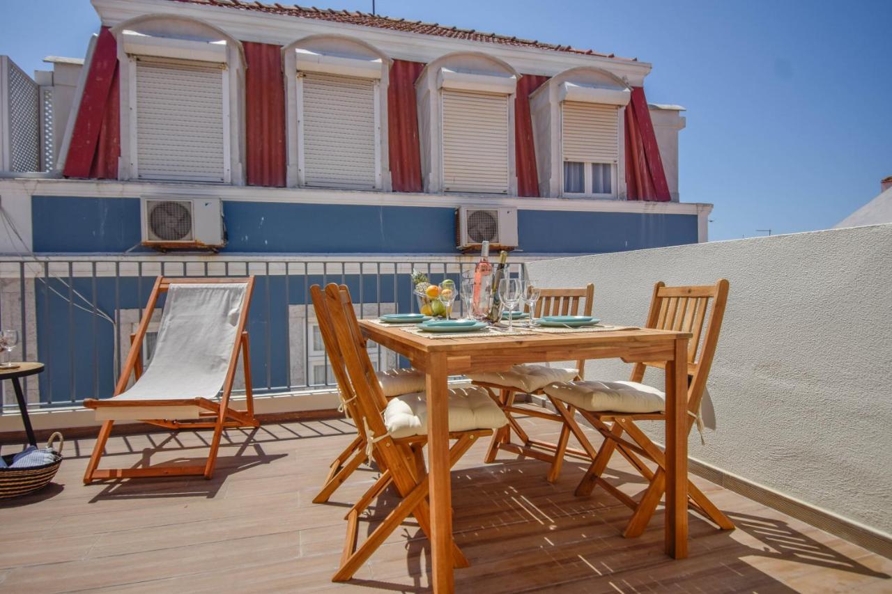 Central & Stylish 2 Bedroom Apartment W/ Balcony Cascais Exteriér fotografie