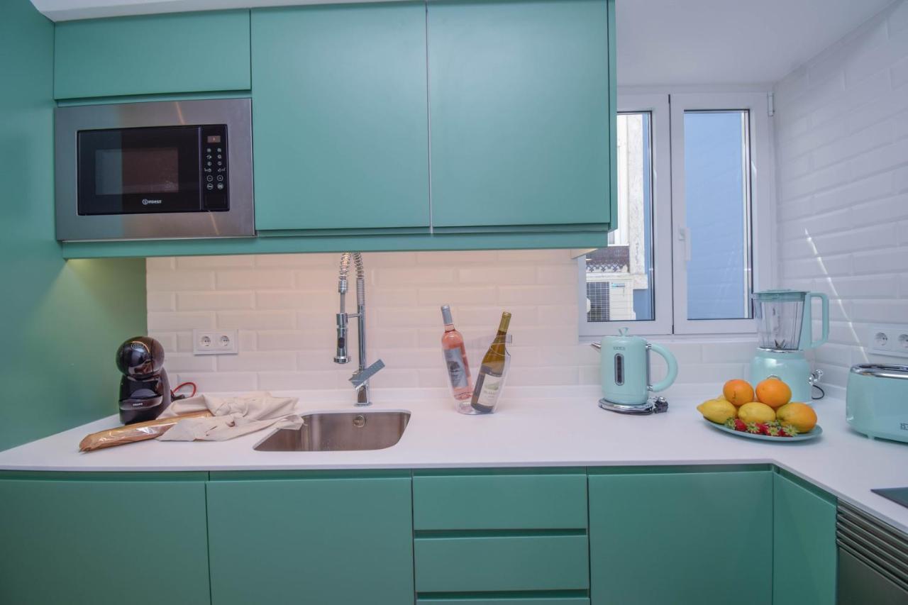 Central & Stylish 2 Bedroom Apartment W/ Balcony Cascais Exteriér fotografie