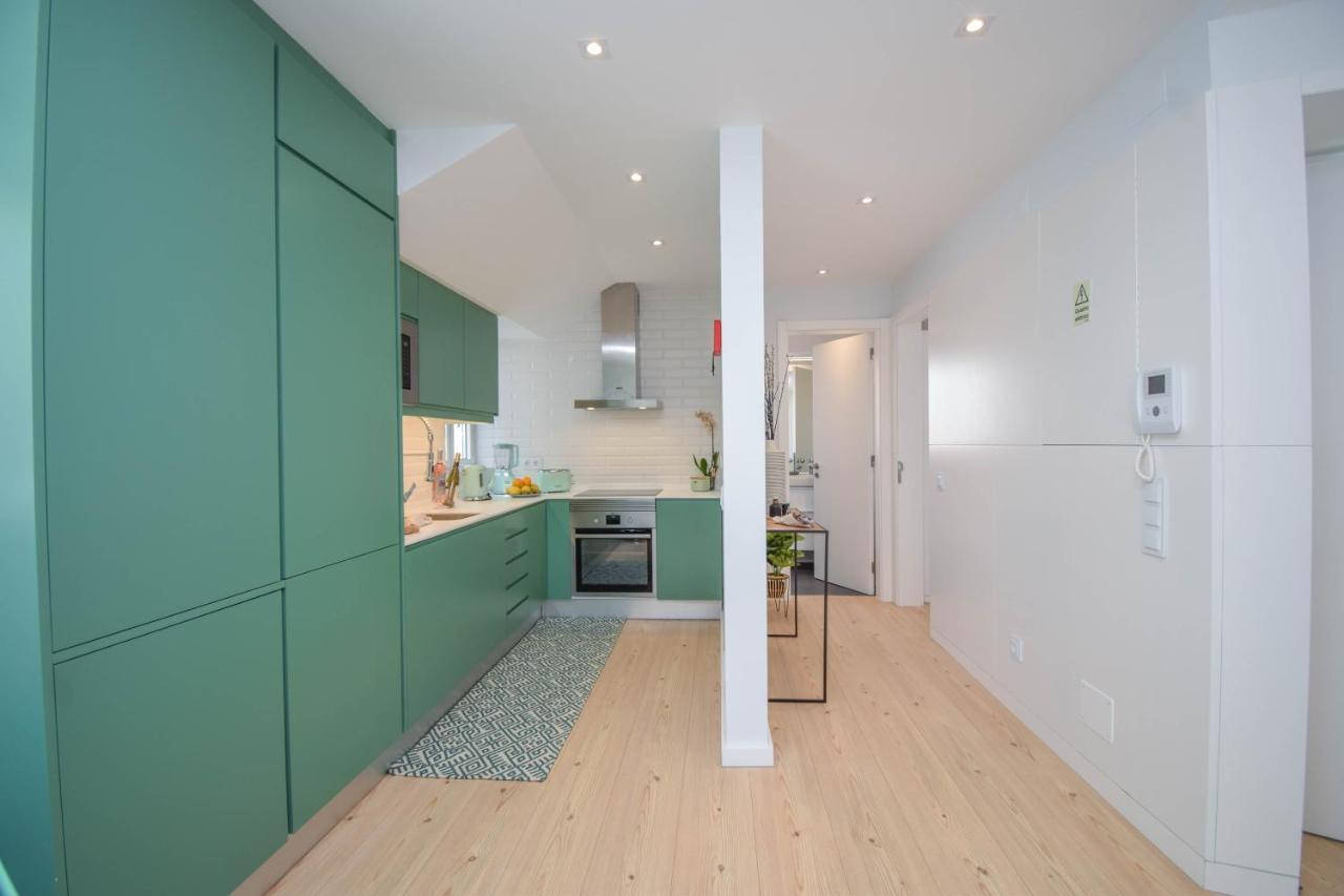 Central & Stylish 2 Bedroom Apartment W/ Balcony Cascais Exteriér fotografie