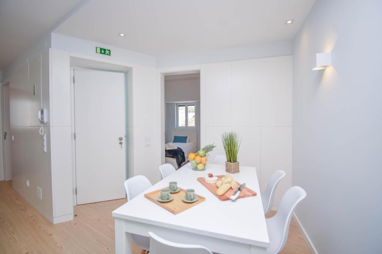 Central & Stylish 2 Bedroom Apartment W/ Balcony Cascais Exteriér fotografie